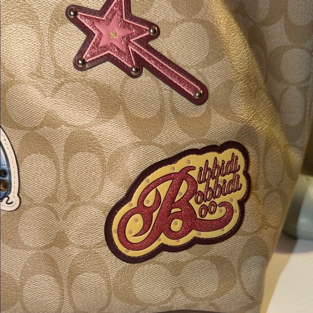 Coach X Disney Cinderella signature tote bag and wallet - Picture 7 of 12